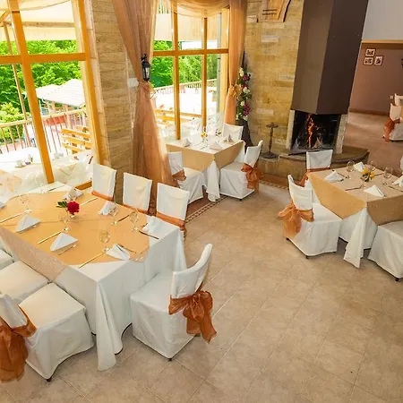 Diva & Thermal Pool 酒店