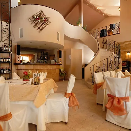 酒店 Diva & Thermal Pool 奇夫利克