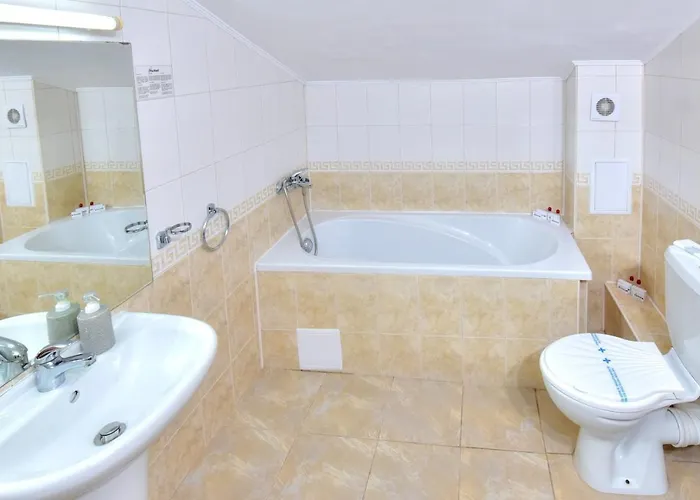 Хотел Diva & Thermal Pool 3*