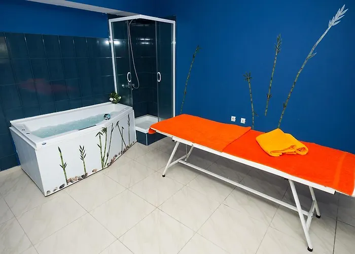 Diva & Thermal Pool Хотел Чифлик