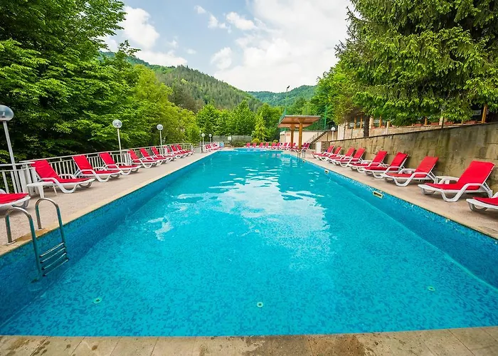 Diva & Thermal Pool Хотел Чифлик